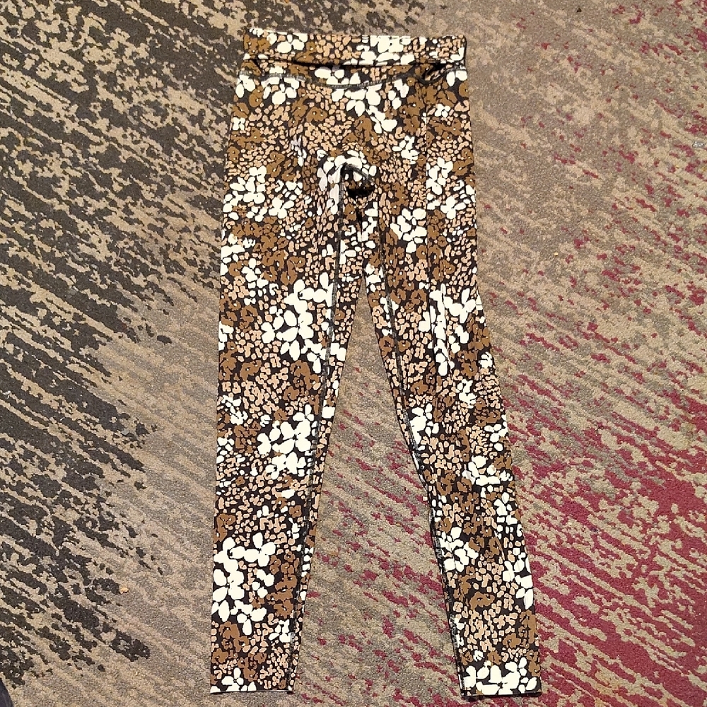 Stylish Brown and White Patterned Leggings